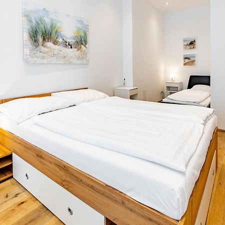 Budget Rooms West With Shared Kitchen Vienne Extérieur photo