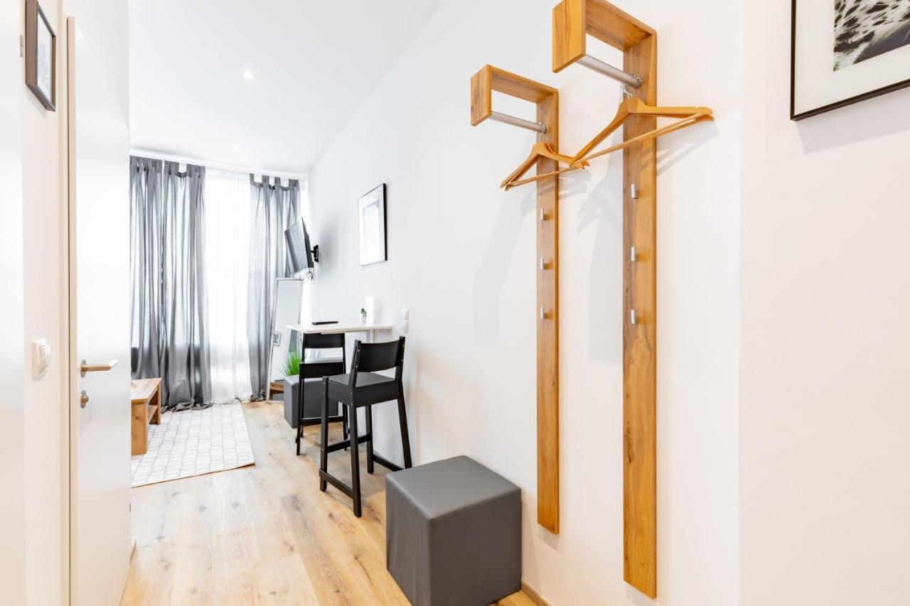 Budget Rooms West With Shared Kitchen Vienne Extérieur photo
