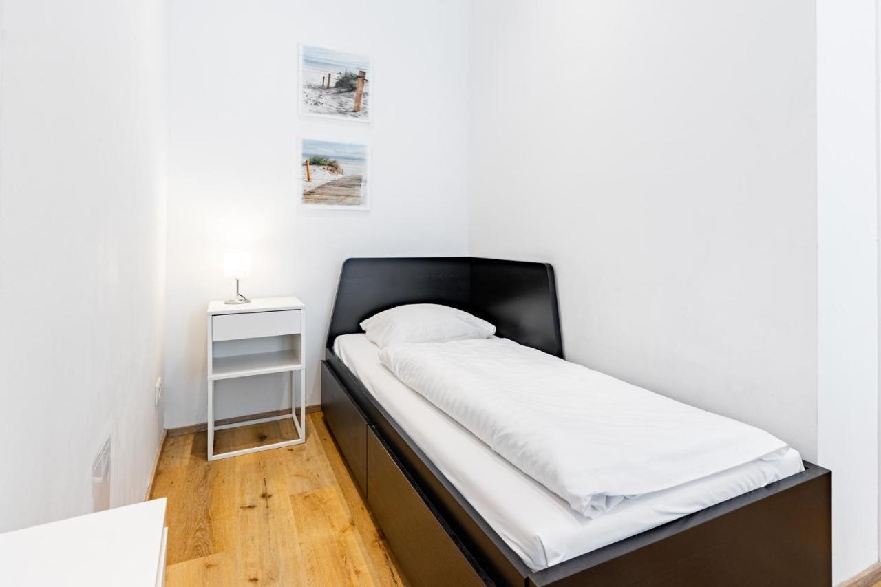 Budget Rooms West With Shared Kitchen Vienne Extérieur photo