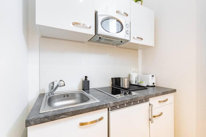 Budget Rooms West With Shared Kitchen Vienne Extérieur photo