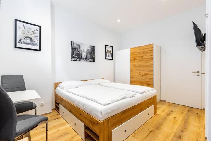 Budget Rooms West With Shared Kitchen Vienne Extérieur photo