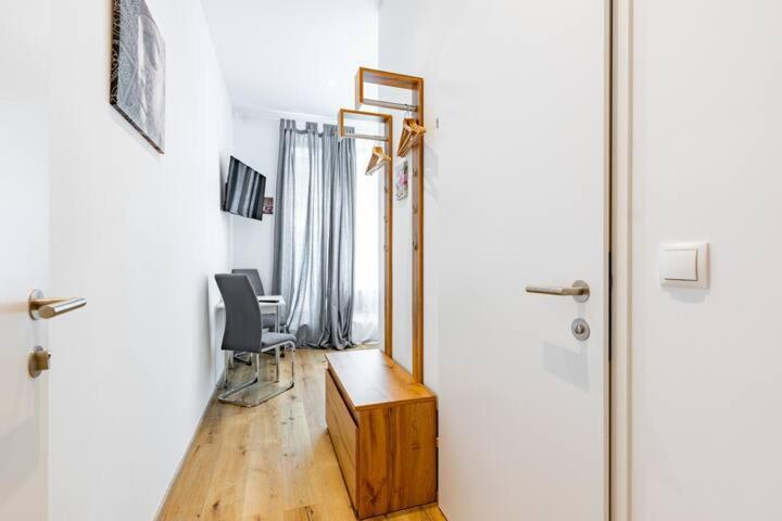 Budget Rooms West With Shared Kitchen Vienne Extérieur photo