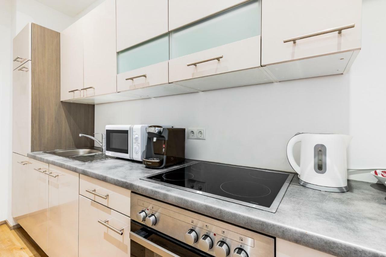 Budget Rooms West With Shared Kitchen Vienne Extérieur photo