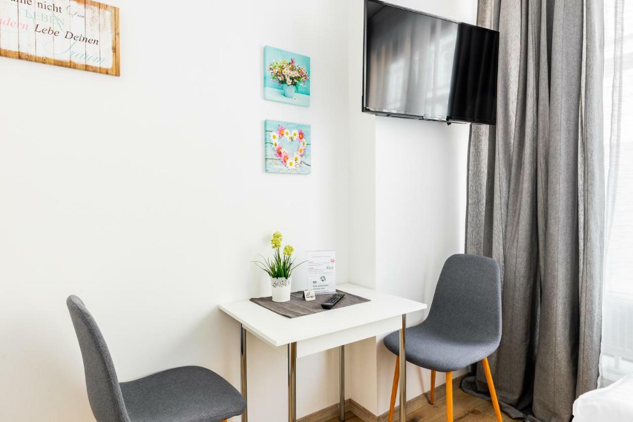 Budget Rooms West With Shared Kitchen Vienne Extérieur photo