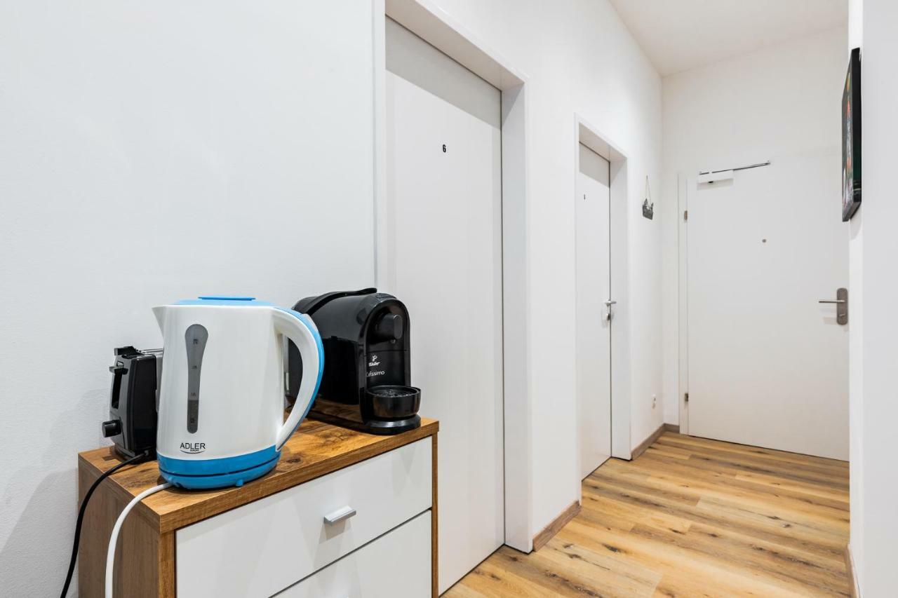 Budget Rooms West With Shared Kitchen Vienne Extérieur photo