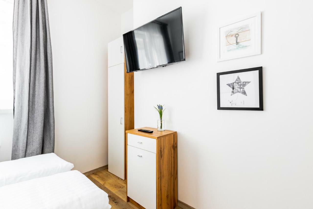 Budget Rooms West With Shared Kitchen Vienne Extérieur photo