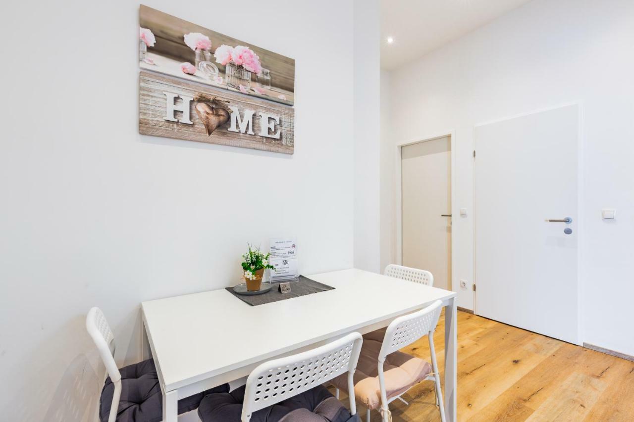 Budget Rooms West With Shared Kitchen Vienne Extérieur photo