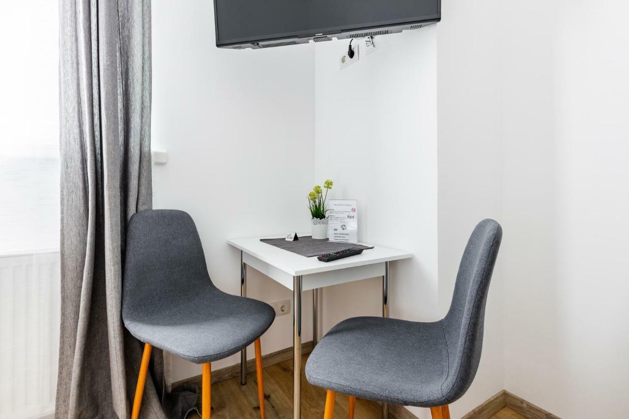 Budget Rooms West With Shared Kitchen Vienne Extérieur photo