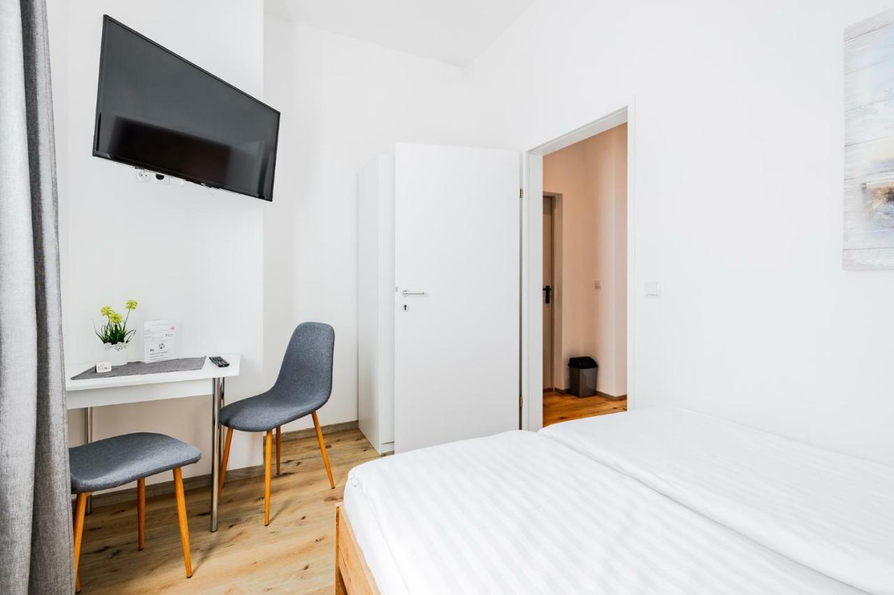 Budget Rooms West With Shared Kitchen Vienne Extérieur photo